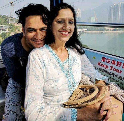 Vikas Gupta with his mother Sharda Gupta