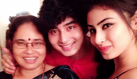 Mouni Roy Mother and Brother