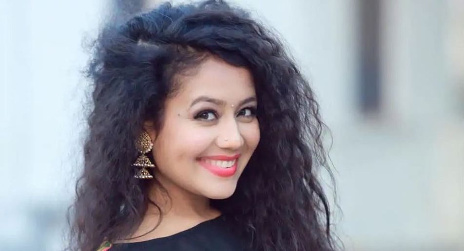 Neha Kakkar Ki Sexy Videos - Neha Kakkar (Singer) Wiki, Age, Boyfriend, Husband, Family, Biography &  More - WikiBio