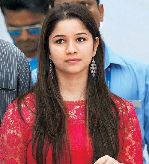 Sara Tendulkar Wiki Age Boyfriend Family Biography More Wikibio