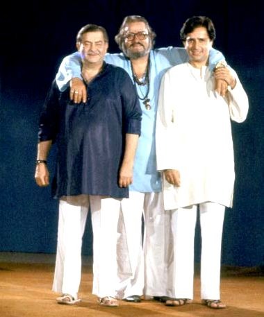 Shashi Kapoor with his brothers