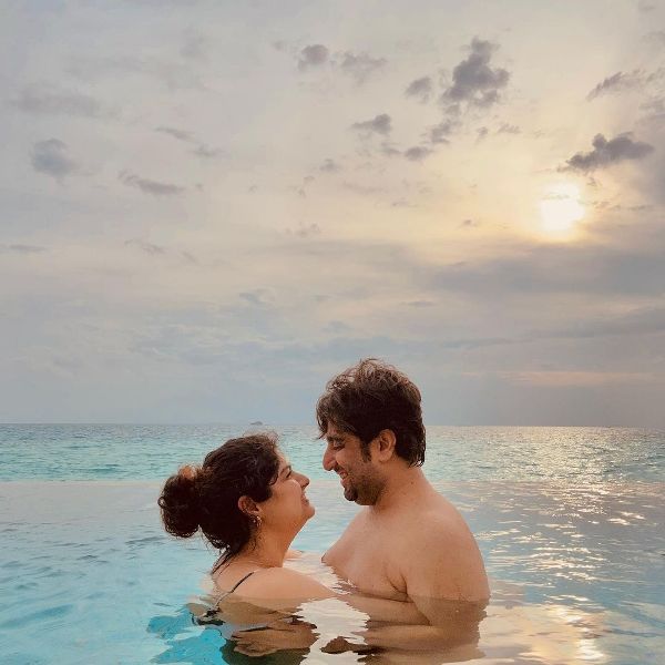 Anshula Kapoor and Rohan Thakkar celebrating their one year relationship anniversary in Maldives