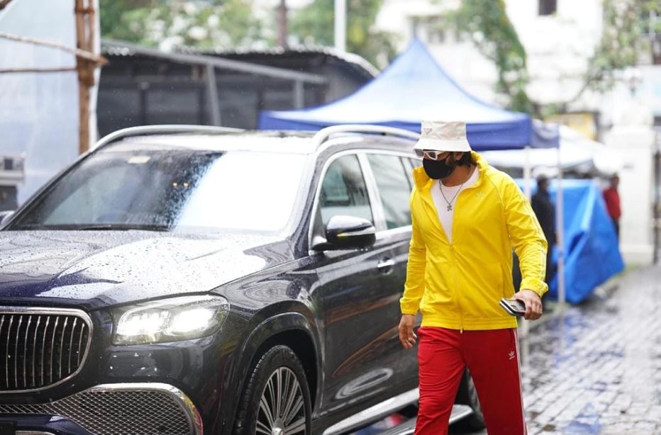 Ranveer Singh with his Mercedes Maybach GLS 600
