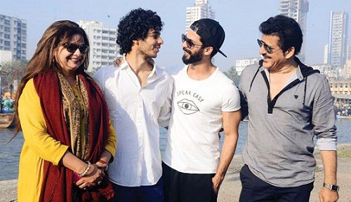 Ishaan Khattar with brother Shahid Kapoor and parents