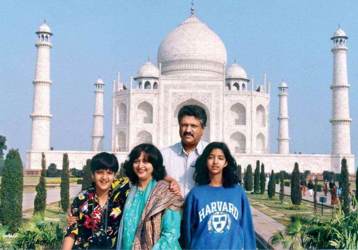 Ajay Piramal With His Family