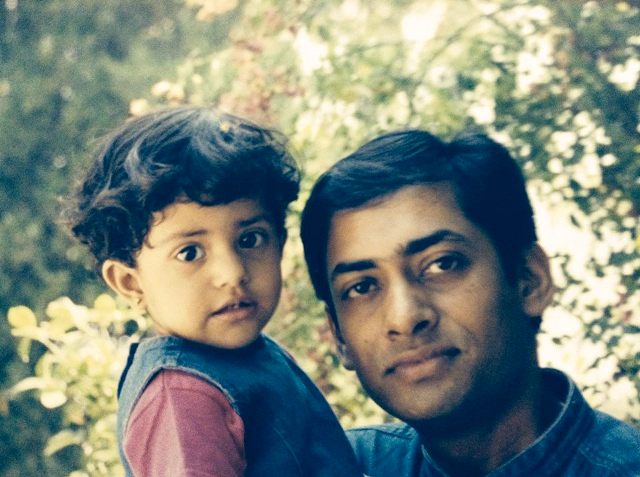 Meghna Shrivastava childhood pic with her father