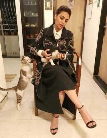 Swara Bhaskar An Animal Lover