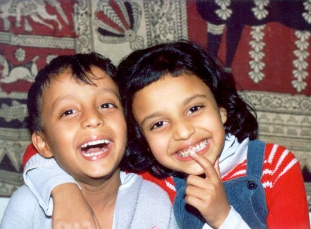 Swara Bhaskar Childhood Pic With Her Brother