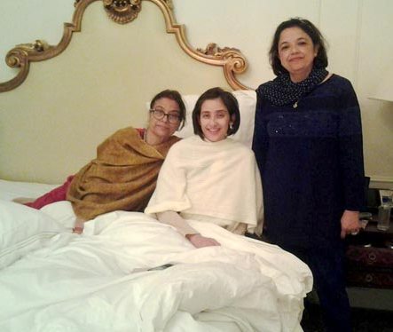 Manisha Koirala With Her Mother And Friend During Her Treatment