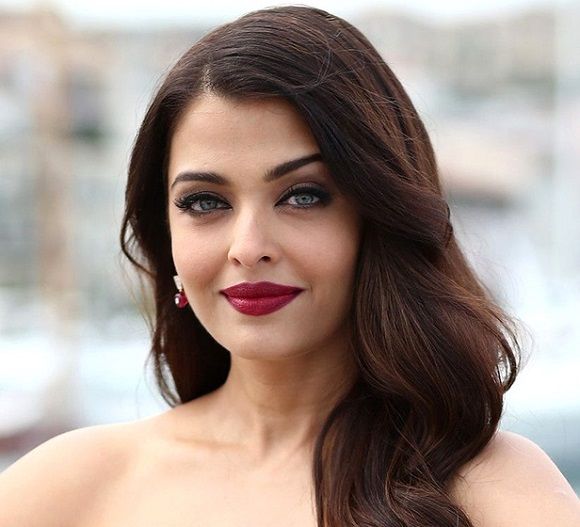 Aishwarya Rai Ki Chut Ki Chudsi - Aishwarya Rai Bachchan Wiki, Height, Age, Boyfriend, Husband, Family,  Biography & More - WikiBio