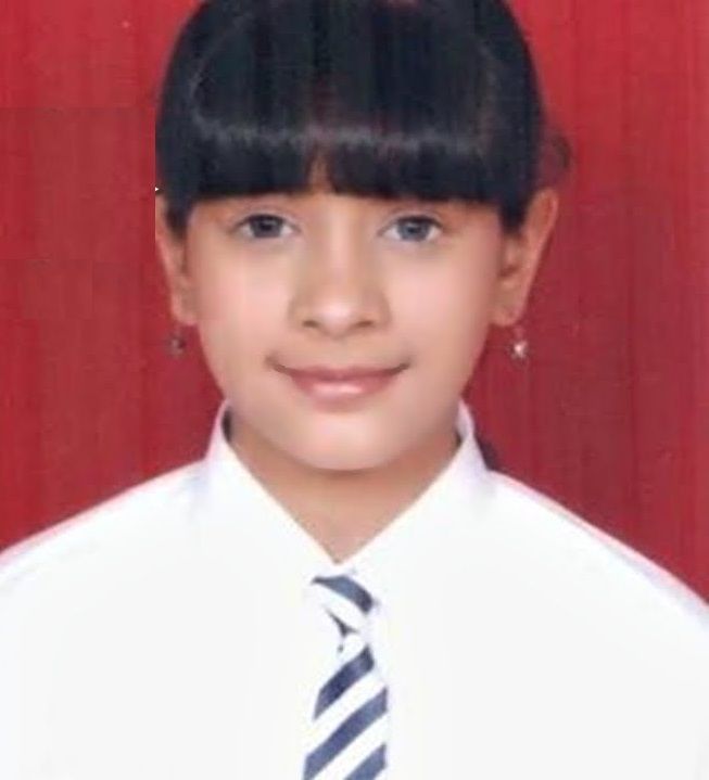 Hiba Nawab during her school days