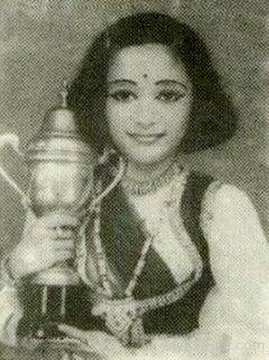 Madhuri Dixit childhood pic