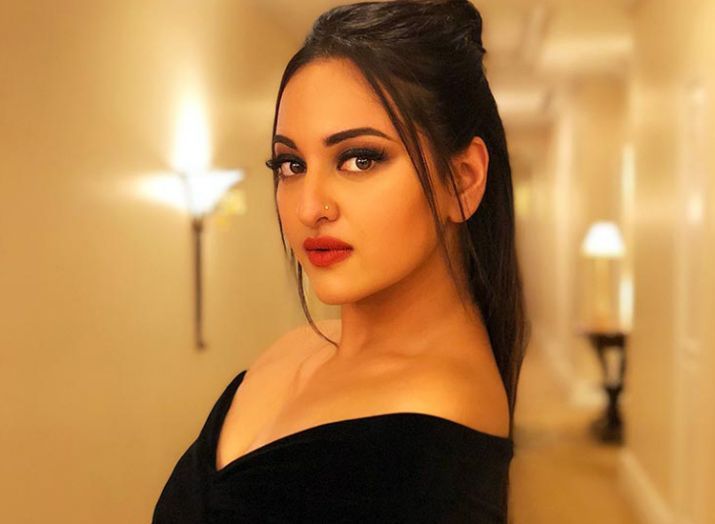 Sonakshi Sinha Xnxxx Vidio Com - Sonakshi Sinha Wiki, Height, Age, Boyfriend, Family, Biography & More -  WikiBio