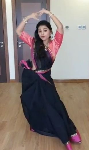 Sreelakshmi Sreekumar doing classical dance