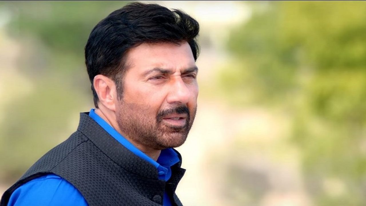 Sunny Deol Wiki Age Caste Religion Wife Family Children Biography More Zoefact In one episode in 2008, esha, the goddess (esha bhaskar) slapped a contestant named ravi bhatia in an unscripted physical attack. sunny deol wiki age caste religion wife family children biography more zoefact