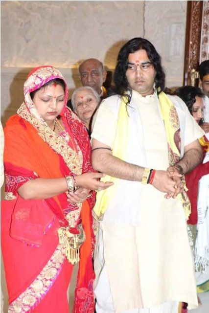 Devkinandan Thakur with his wife