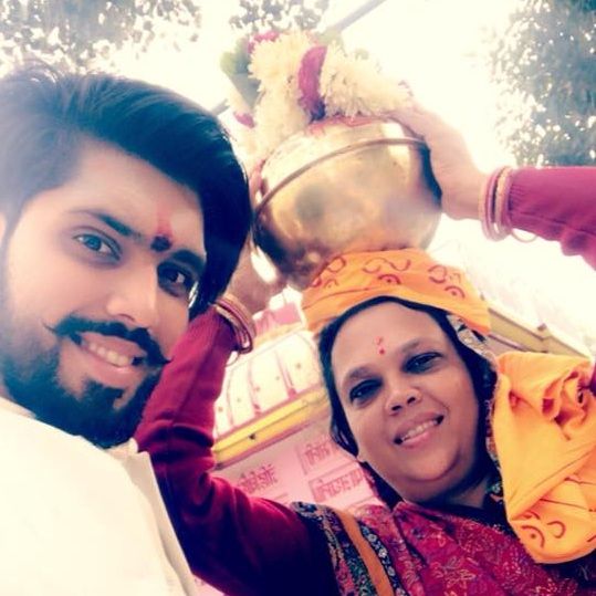 Shivashish Mishra with his mother
