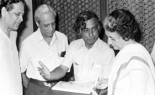 APJ Abdul Kalam with Indira Gandhi