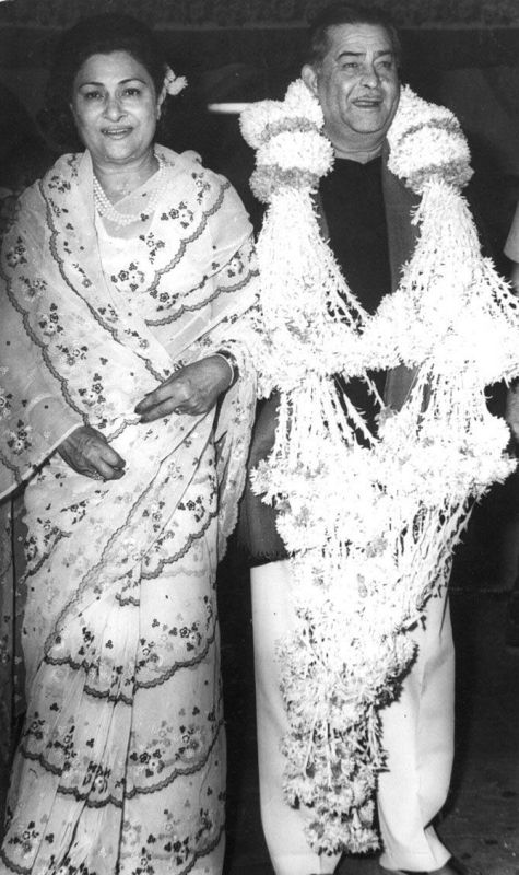 Krishna Kapoor with her husband, Raj Kapoor