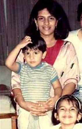 Ritika Bhanani with her brother Ranveer and mother in her childhood