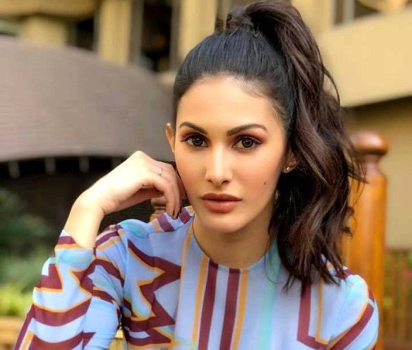 Amyra Dastur Wiki Age Boyfriend Family Biography More Wikibio