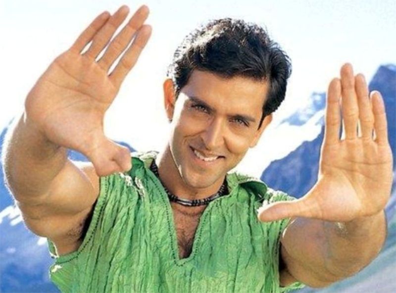 Hrithik Roshan Wiki Age Height Wife Girlfriend Family