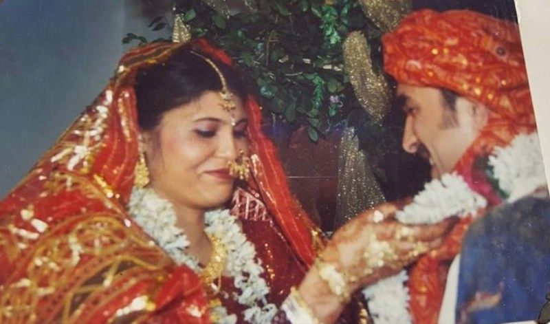 Mridula Tripathi and Pankaj Tripathi's wedding picture
