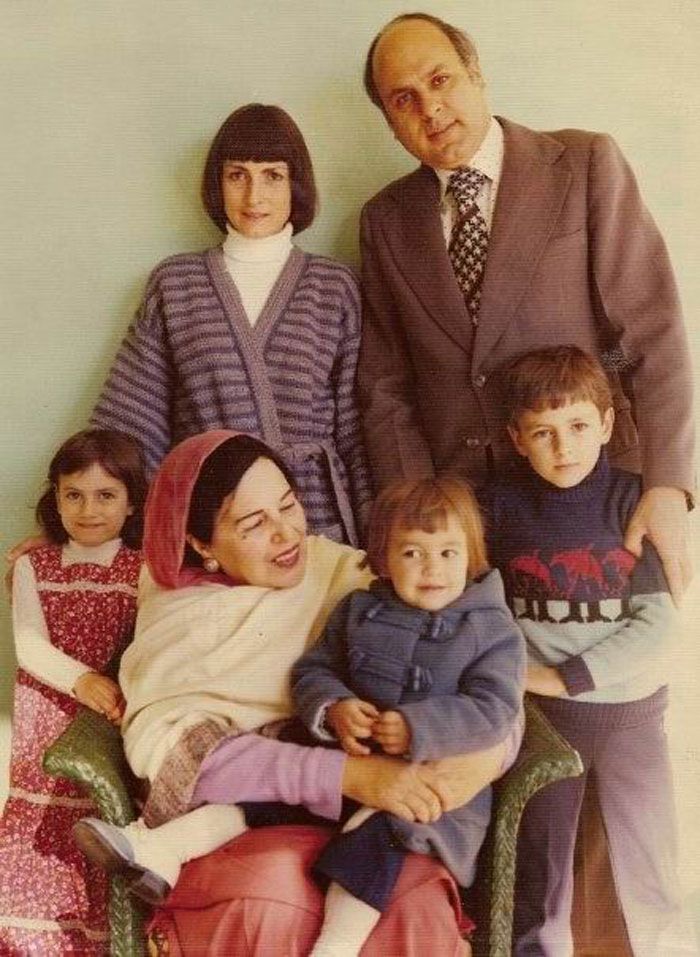 Sarah Pilot's family with her grandmother (sitting