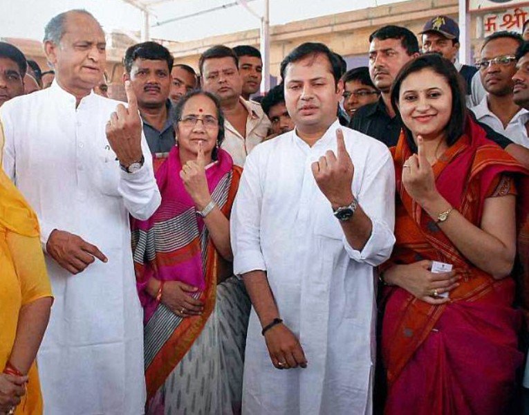 Sunita Gehlot With Her Husband And Son