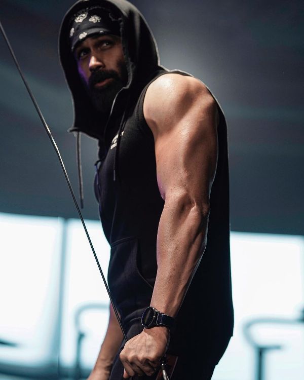 Emraan Hashmi's Instagram photo of his physical transformation (reportedly for Tiger 3)