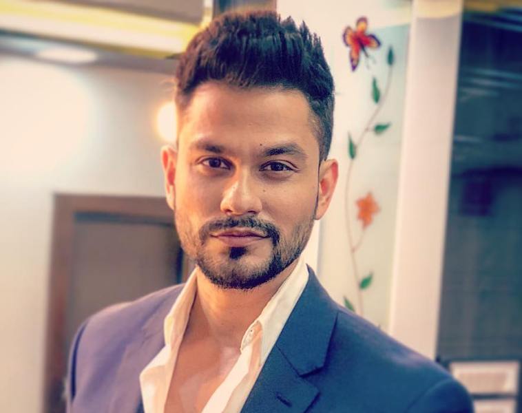 Kunal Khemu Wiki Age Girlfriend Wife Family Biography More