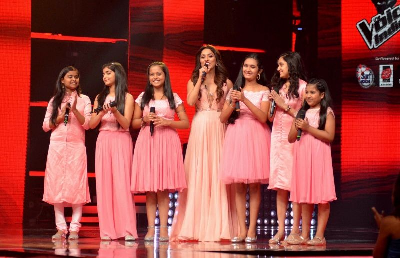 Neeti Mohan on the sets of The Voice Kids