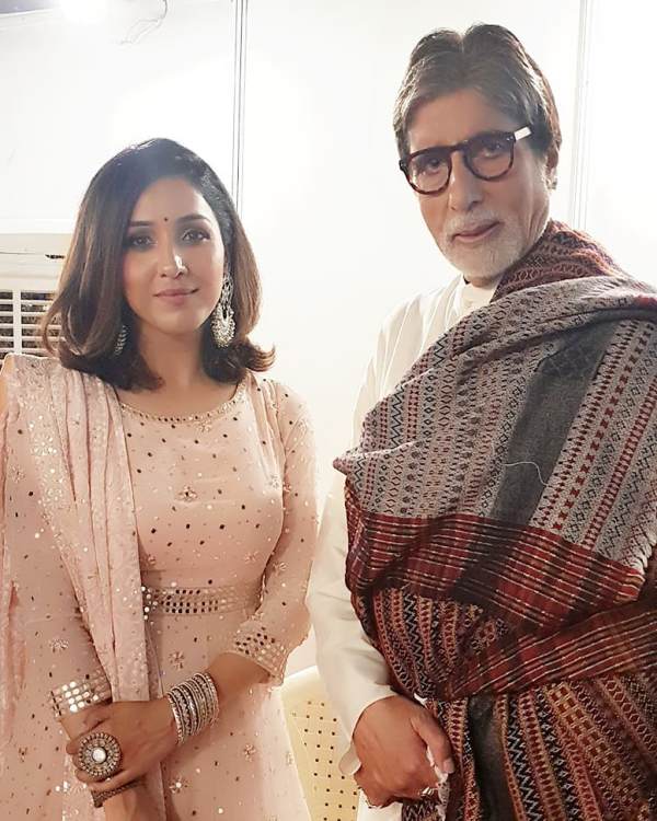 Neeti Mohan with Amitabh Bachchan