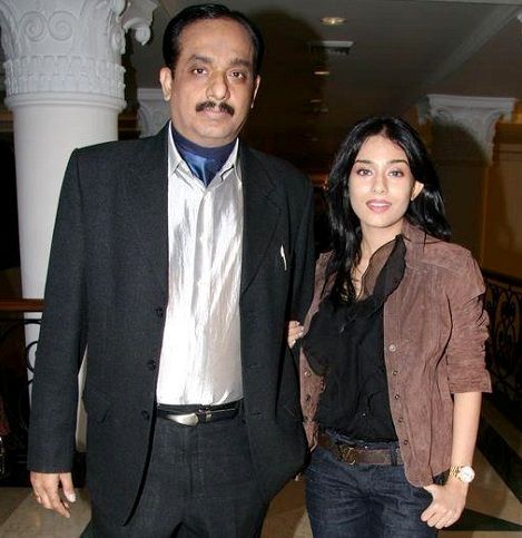 Amrita Rao with her father, Deepak Rao