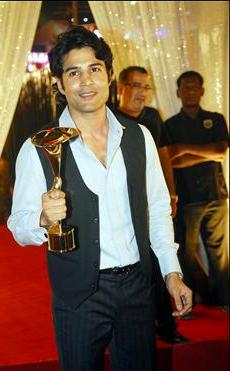 Rajeev Khandelwal with Indian Telly Award