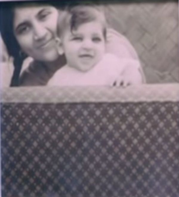 Alka Yagnik with her Mother