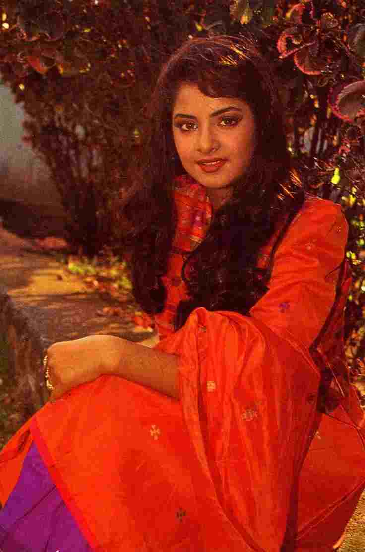 Divya Bharti Ki Xxx Sex - Divya Bharti, Wiki, Age, Death, Husband, Children, Family, Biography & More  - WikiBio