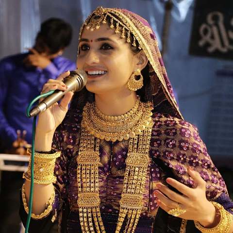 Geeta Rabari during a stage performance in Jamnagar