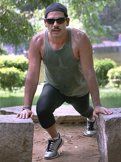 Robert Vadra working out