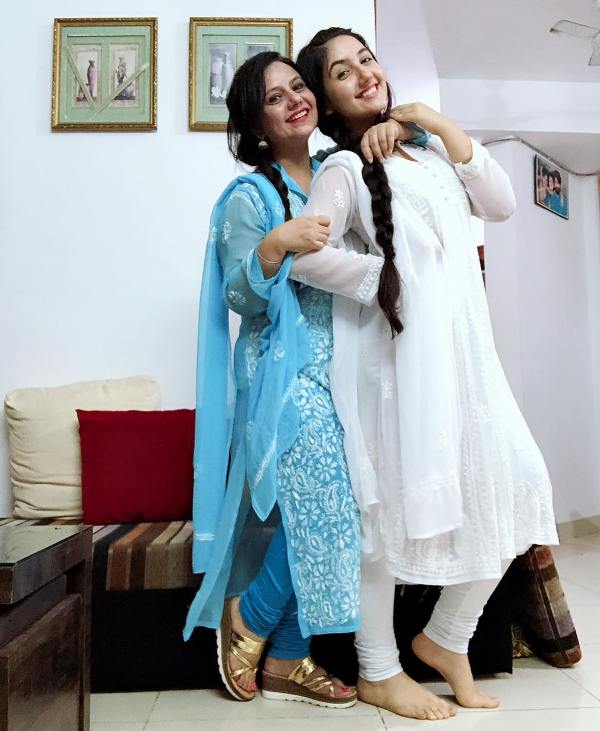 Ashnoor Kaur with her mother