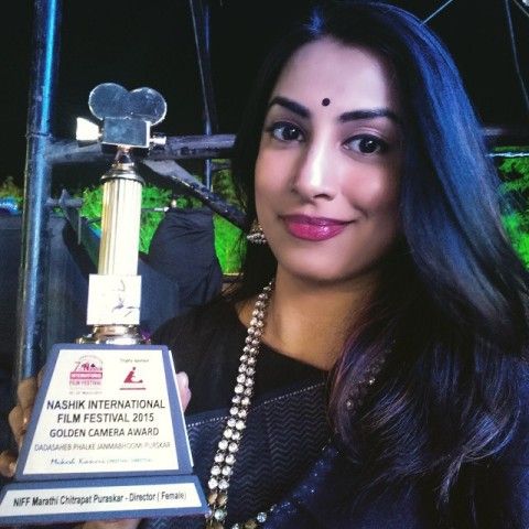 Kranti Redkar with award