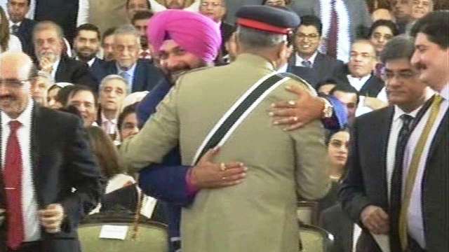 Navjot Singh Sidhu hugging General Qamar Javed Bajwa