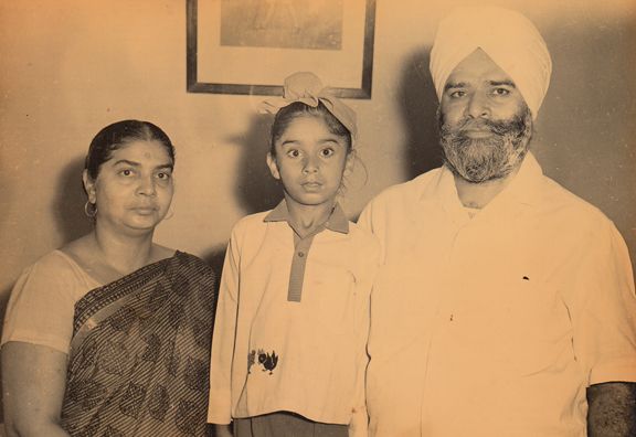 From left to right; Nirmal Sidhu, Navjot Singh Sidhu, and Bhagwant Singh