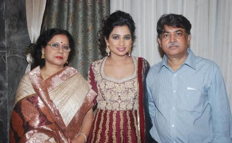 Shreya With Her Parents