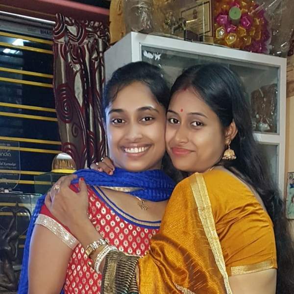 Dipa Karmakar with her sister