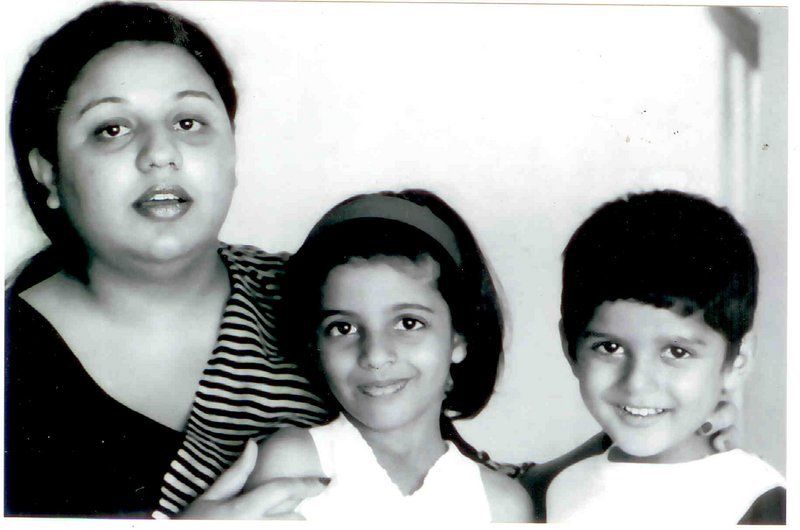 Honey Irani With Farhan And Zoya Akhtar