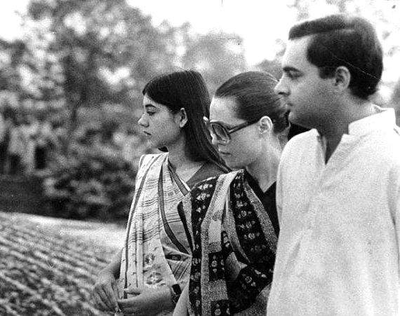 Maneka Gandhi, Sonia Gandi And Rajiv Gandhi