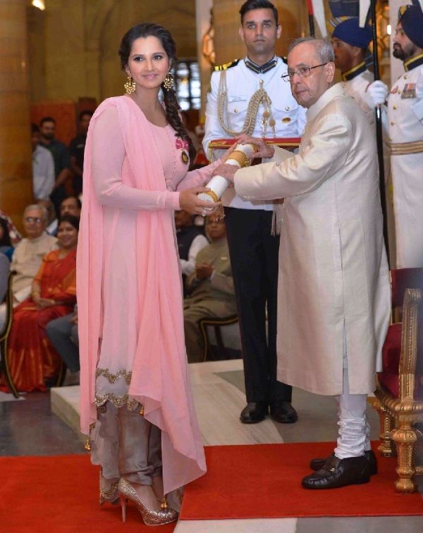 Sania Mirza Receiving Padma Bhushan