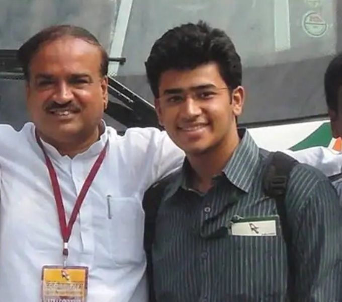 Tejasvi Surya With Ananth Kumar