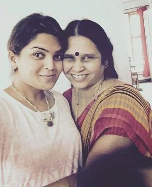 Veda Krishnamurthy with her mother